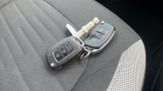 Hyundai i10 1.0 MPi SE Connect 5dr Petrol Hatchback